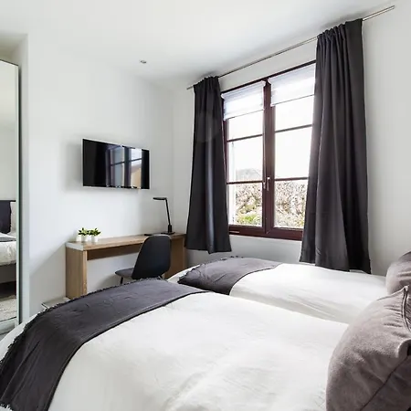 Dne Villa: Disney-paris House With Pool And 6 En-suite Bedrooms