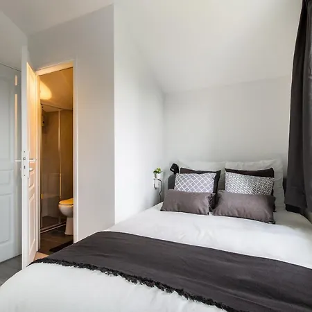 Villa Dne Villa: Disney-paris House With Pool And 6 En-suite Bedrooms Gournay-Sur-Marne