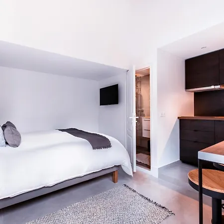 Dne Villa: Disney-paris House With Pool And 6 En-suite Bedrooms Villa *