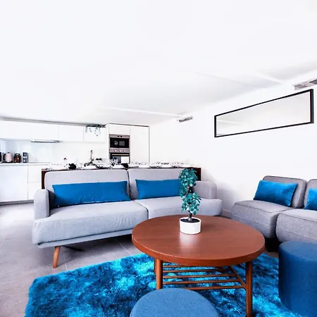 Dne Villa: Disney-paris House With Pool And 6 En-suite Bedrooms Villa Gournay-Sur-Marne
